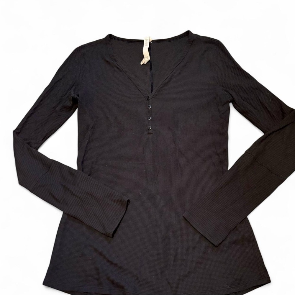 Lululemon Athletica Black Long Sleeve Blouse